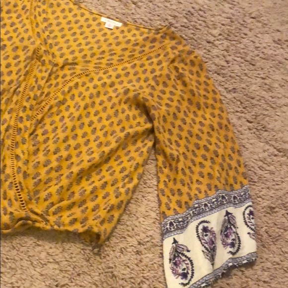 Top - Picture 2 of 4